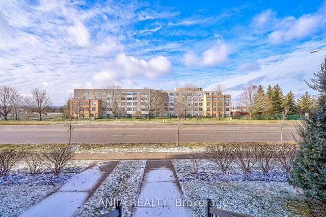 5 - 43 Madelaine Dr, Townhouse with 3 bedrooms, 3 bathrooms and 2 parking in Barrie ON | Image 31
