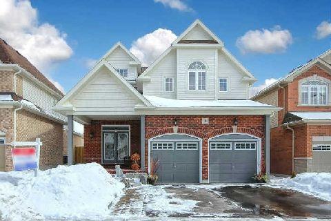19 Goodall Cres, House detached with 3 bedrooms, 3 bathrooms and 4 parking in Clarington ON | Image 1