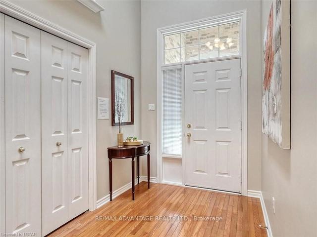 14 - 519 Riverside Dr, Townhouse with 2 bedrooms, 3 bathrooms and 4 parking in London ON | Image 34