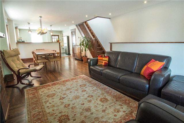 104 Lee Ave, House semidetached with 3 bedrooms, 3 bathrooms and 1 parking in Toronto ON | Image 3