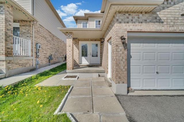 8 Saigon Street, House detached with 5 bedrooms, 2 bathrooms and 4 parking in Guelph ON | Image 12