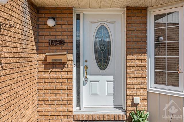 1465 Bradshaw Crescent, House detached with 3 bedrooms, 3 bathrooms and 3 parking in Ottawa ON | Image 2