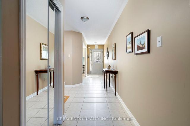 296 Marble Pl, House attached with 3 bedrooms, 3 bathrooms and 3 parking in Newmarket ON | Image 28