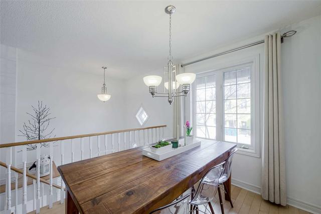 1 - 132 Strachan Ave, Townhouse with 3 bedrooms, 2 bathrooms and 1 parking in Toronto ON | Image 31