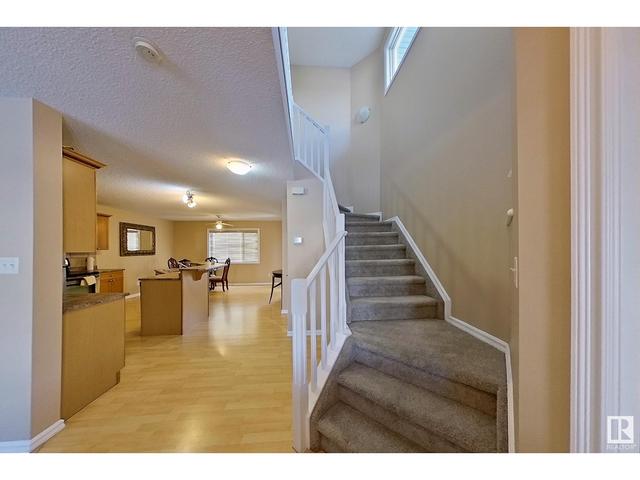 134 63 St Sw, House detached with 3 bedrooms, 2 bathrooms and null parking in Edmonton AB | Image 4