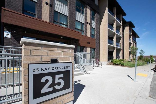 113 - 25 Kay Cres, Condo with 2 bedrooms, 2 bathrooms and 1 parking in Guelph ON | Image 16