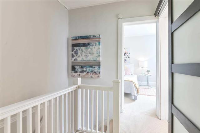 201 Oakcrest Ave, House semidetached with 2 bedrooms, 2 bathrooms and 0 parking in Toronto ON | Image 17