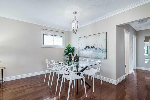 60 Holford Cres, House detached with 3 bedrooms, 1 bathrooms and 4 parking in Toronto ON | Image 21