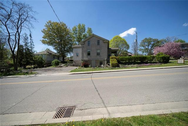 2 Arnold Street, House detached with 4 bedrooms, 3 bathrooms and null parking in Brant ON | Image 15
