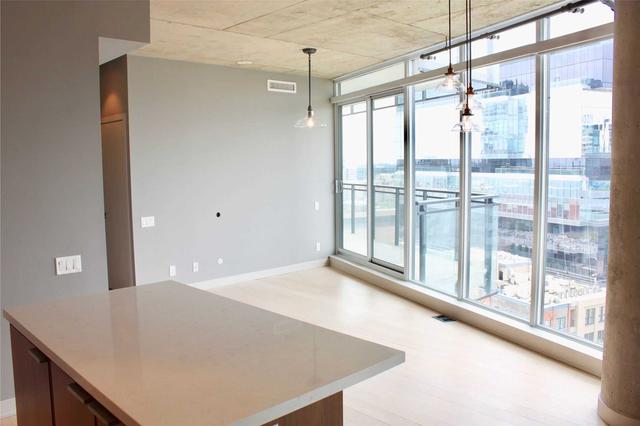 1312 - 318 King St E, Condo with 2 bedrooms, 2 bathrooms and 1 parking in Toronto ON | Image 17