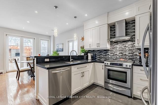 1878b Keele St, House semidetached with 3 bedrooms, 4 bathrooms and 4 parking in Toronto ON | Image 5
