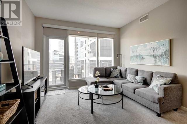 1108, - 1320 1 Street Se, Condo with 2 bedrooms, 2 bathrooms and 1 parking in Calgary AB | Image 2