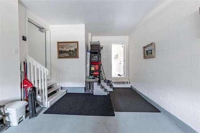 9 Heming Tr, House attached with 3 bedrooms, 3 bathrooms and 2 parking in Hamilton ON | Image 27