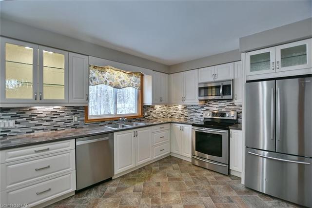 78 White Birch Way, House detached with 4 bedrooms, 2 bathrooms and 8 parking in Wasaga Beach ON | Image 13