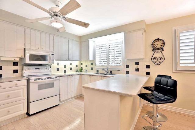 41 - 4230 Fieldgate Dr, Townhouse with 3 bedrooms, 3 bathrooms and 1 parking in Mississauga ON | Image 11