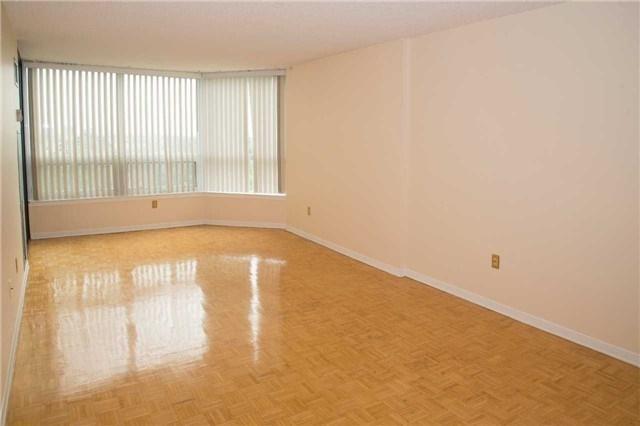 1003 - 8 Lisa St, Condo with 2 bedrooms, 2 bathrooms and 1 parking in Brampton ON | Image 13