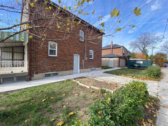 443 Vaughan Rd, House semidetached with 3 bedrooms, 2 bathrooms and 4 parking in Toronto ON | Image 34
