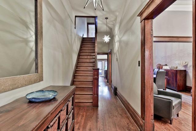 332 Pacific Ave, House semidetached with 4 bedrooms, 2 bathrooms and 1 parking in Toronto ON | Image 37