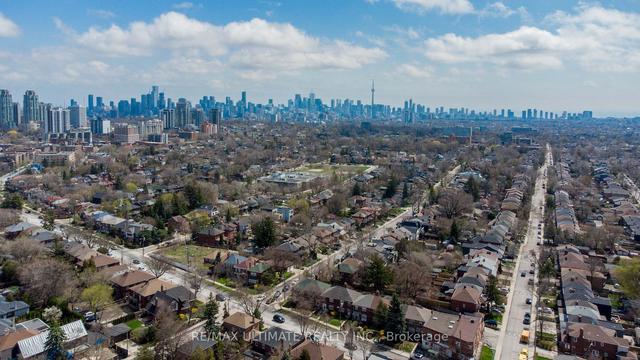 407 Arlington Ave, House detached with 2 bedrooms, 1 bathrooms and 2 parking in Toronto ON | Image 26