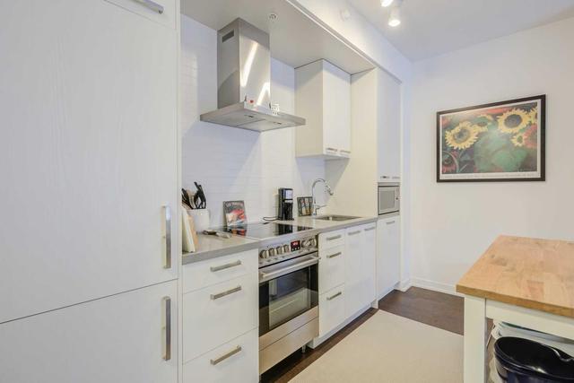 S713 - 455 Front St E, Condo with 3 bedrooms, 2 bathrooms and 1 parking in Toronto ON | Image 7