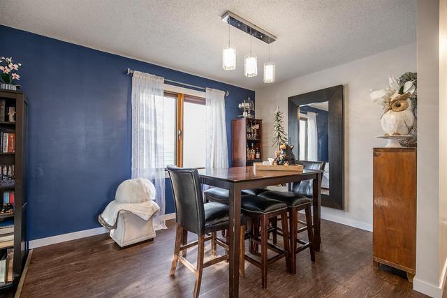 904 Red Crow Boulevard W, House detached with 4 bedrooms, 2 bathrooms and 2 parking in Lethbridge AB | Image 12