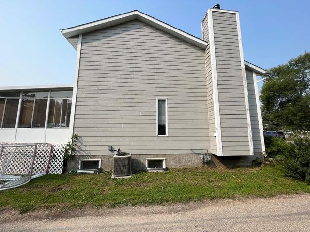 9603 98 Avenue, House detached with 4 bedrooms, 3 bathrooms and 5 parking in Sexsmith AB | Image 42