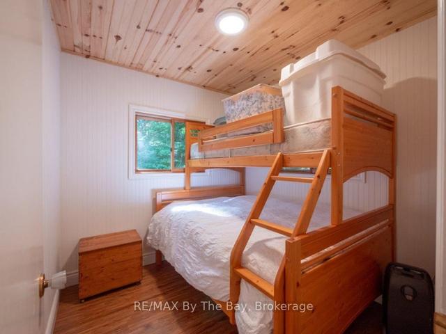 23212 Georgian Bay Shore, House detached with 3 bedrooms, 2 bathrooms and 0 parking in Georgian Bay ON | Image 26