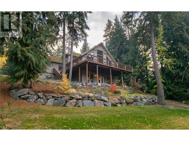 2611 Duncan Road, House detached with 5 bedrooms, 3 bathrooms and 2 parking in Columbia Shuswap C BC | Image 65