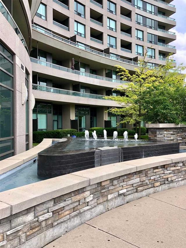 lph5 - 503 Beecroft Rd, Condo with 2 bedrooms, 1 bathrooms and 1 parking in Toronto ON | Image 12