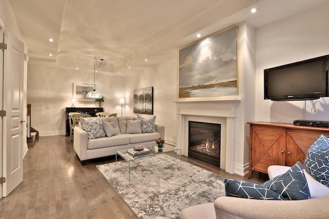 Th4 - 20 Burkebrook Pl, Townhouse with 3 bedrooms, 3 bathrooms and 2 parking in Toronto ON | Image 4