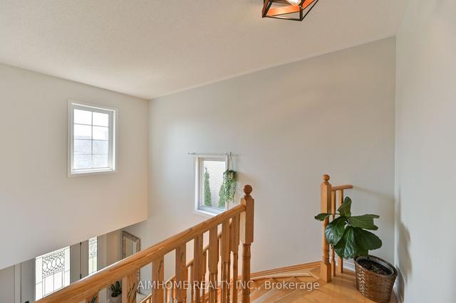 1302 Godwick Dr, House semidetached with 3 bedrooms, 4 bathrooms and 3 parking in Mississauga ON | Image 11