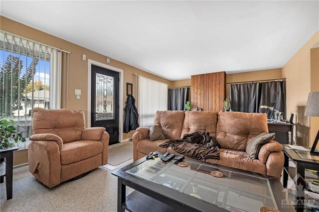 1474 Rosebella Avenue, House detached with 4 bedrooms, 3 bathrooms and 4 parking in Ottawa ON | Image 23