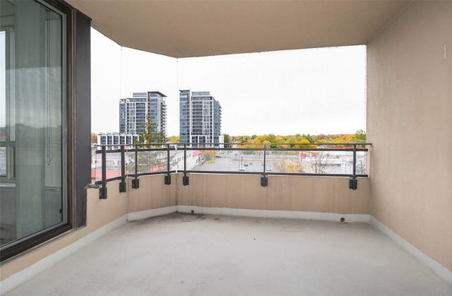 504 - 22 Clarissa Dr, Condo with 2 bedrooms, 2 bathrooms and 2 parking in Richmond Hill ON | Image 7
