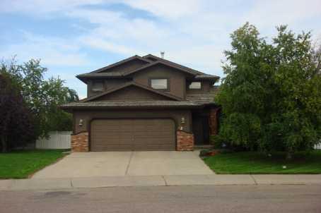 93 Dickenson Cres, House detached with 3 bedrooms, 4 bathrooms and 2 parking in Red Deer AB | Card Image