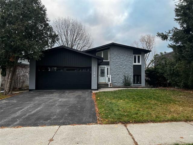 2244 Belfast Cres, House detached with 4 bedrooms, 2 bathrooms and 4 parking in Mississauga ON | Card Image