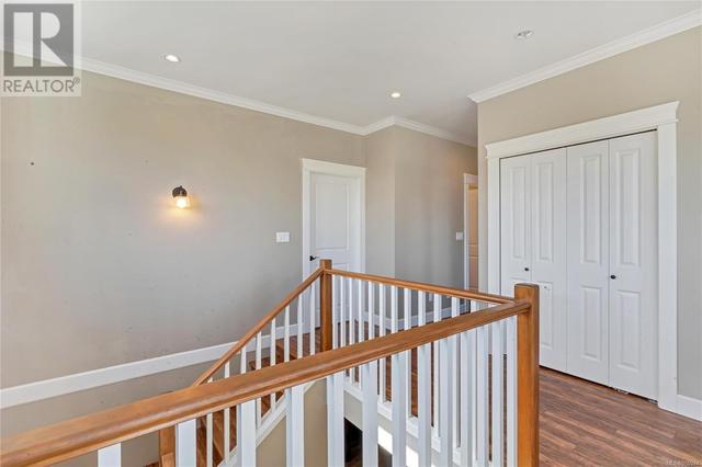 157 Maddock Ave W, House detached with 5 bedrooms, 4 bathrooms and 4 parking in Saanich BC | Image 27