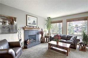 8 Weston Place Sw, House detached with 3 bedrooms, 2 bathrooms and 4 parking in Calgary AB | Image 8