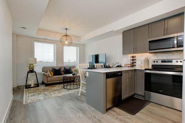 413 - 26 Lowes Rd W, Condo with 1 bedrooms, 1 bathrooms and 1 parking in Guelph ON | Image 2