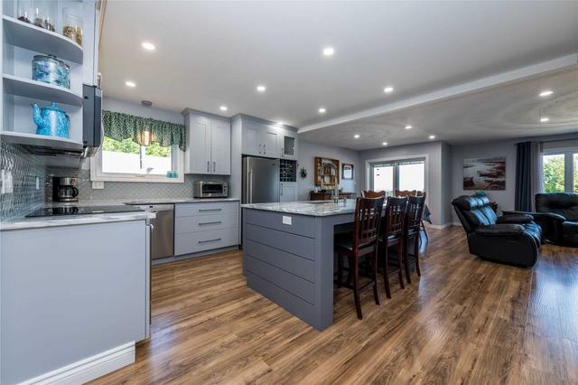 2232 Lakeshore Rd E, House detached with 3 bedrooms, 3 bathrooms and 5 parking in Oro Medonte ON | Image 23