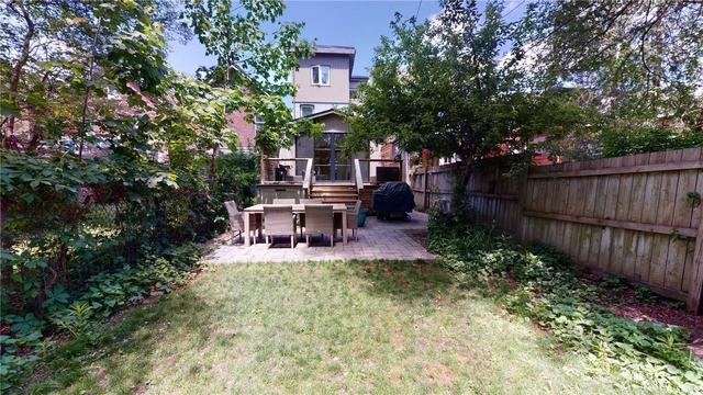 85 Withrow Ave, House detached with 4 bedrooms, 4 bathrooms and 0 parking in Toronto ON | Image 32
