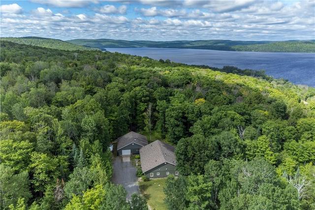 419 Sunny Hill Road, House detached with 3 bedrooms, 3 bathrooms and 10 parking in Madawaska Valley ON | Image 8
