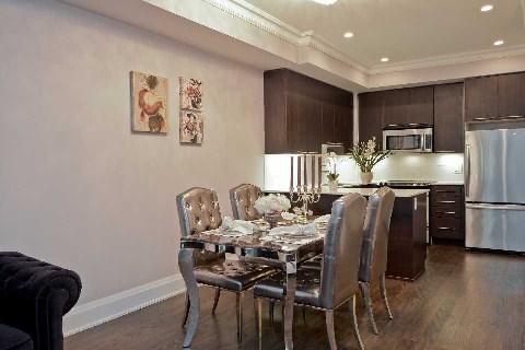 th23 - 7 Oakburn Cres, Townhouse with 3 bedrooms, 3 bathrooms and 2 parking in Toronto ON | Image 3