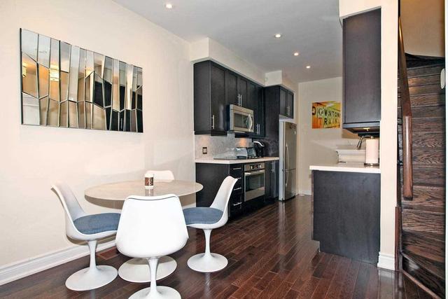 2156 Bayview Ave, Townhouse with 3 bedrooms, 3 bathrooms and 1 parking in Toronto ON | Image 5