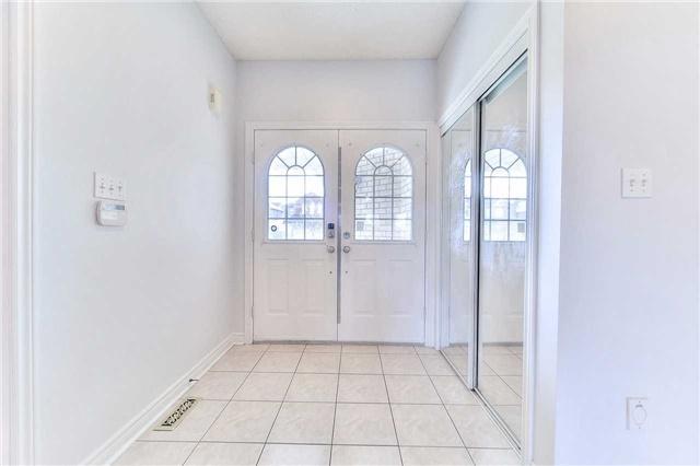 86 Summerlea St, House detached with 4 bedrooms, 4 bathrooms and 4 parking in Markham ON | Image 2