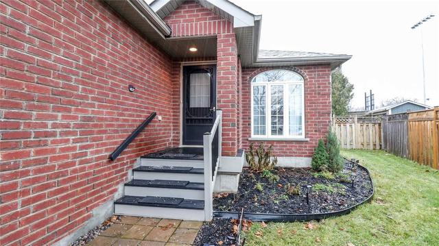 34 Brighton Rd, House detached with 3 bedrooms, 3 bathrooms and 4 parking in Barrie ON | Image 23
