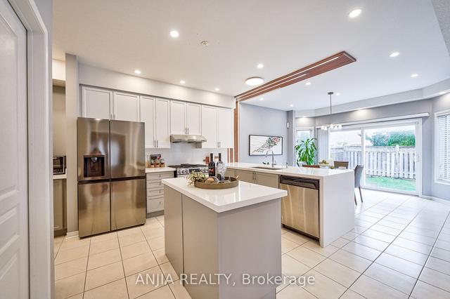 43 Delray Dr, House detached with 4 bedrooms, 4 bathrooms and 4 parking in Markham ON | Image 2
