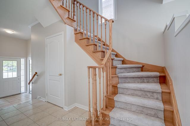 194 Roy Rainey Ave, House semidetached with 3 bedrooms, 3 bathrooms and 3 parking in Markham ON | Image 14