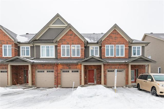 125 Eric Maloney Way, Townhouse with 3 bedrooms, 3 bathrooms and 3 parking in Ottawa ON | Image 1