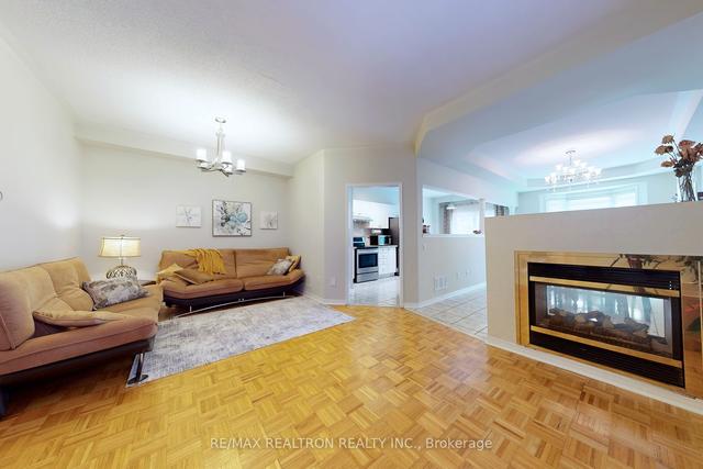 189 Blue Willow Dr, House semidetached with 4 bedrooms, 4 bathrooms and 3 parking in Vaughan ON | Image 38
