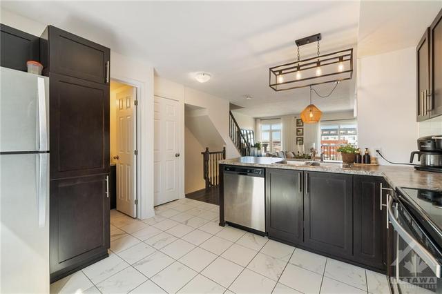 510 Recolte Private, Townhouse with 3 bedrooms, 3 bathrooms and 2 parking in Ottawa ON | Image 6